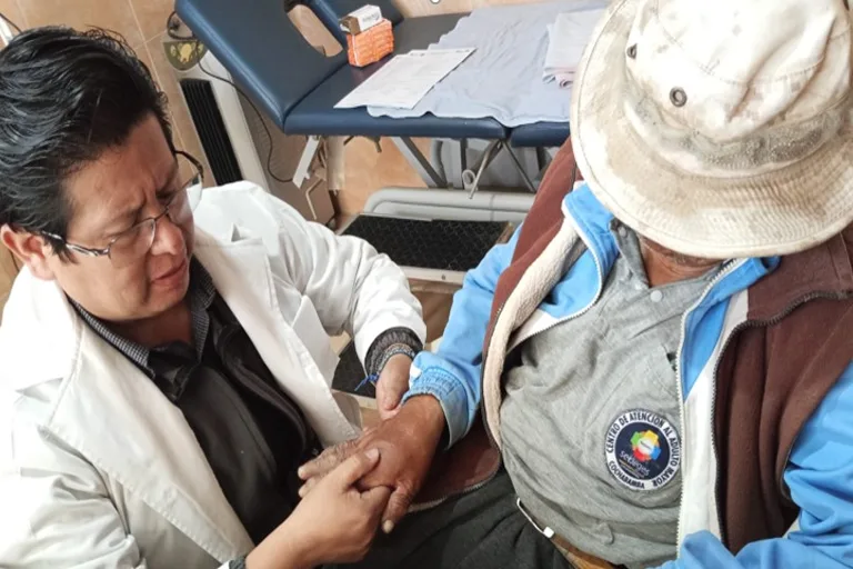 Fundación Sumaj Maki Especialidad Reumatología